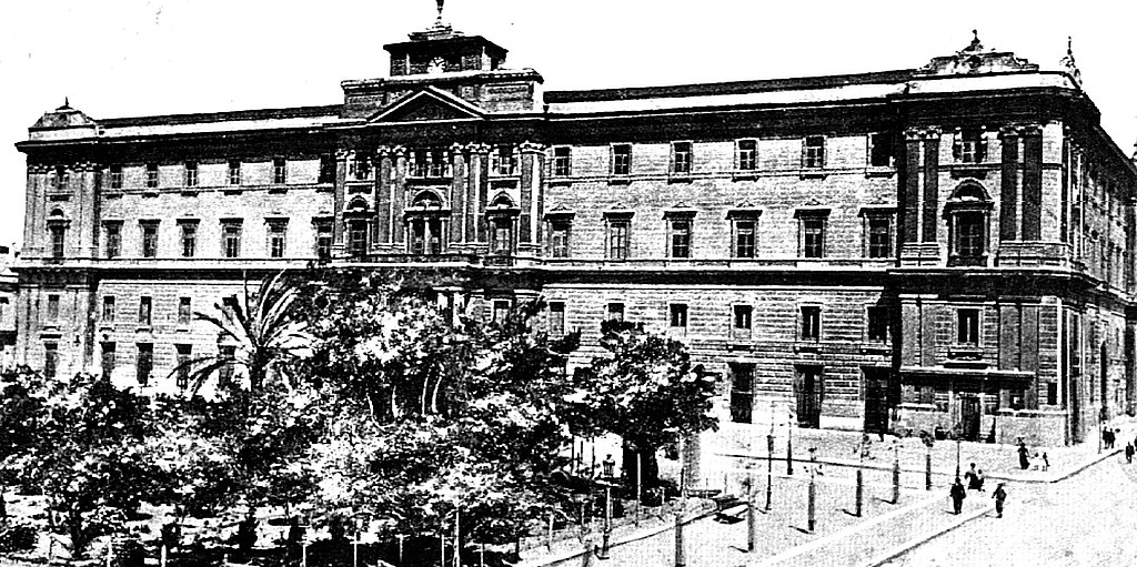 1917 PALAZZO DEGLI UFFICI cut